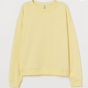H&M Light Pastel Yellow Crewneck/Longsleeve Size M